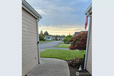 9011 61st Avenue Ct E, Puyallup, WA 98371 - Photo 3