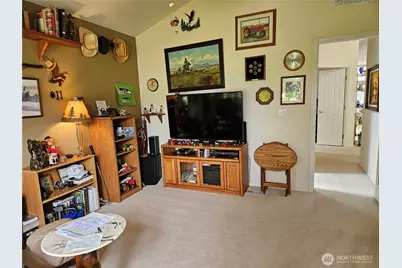 9011 61st Avenue Ct E, Puyallup, WA 98371 - Photo 11