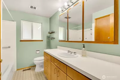 8602 Maple Lane, Edmonds, WA 98026 - Photo 19