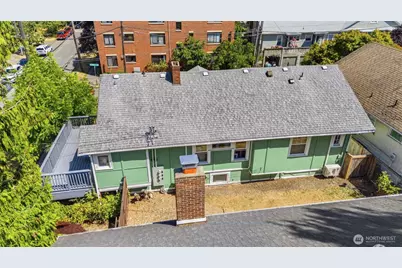 303 N 64th Street, Seattle, WA 98103 - Photo 21
