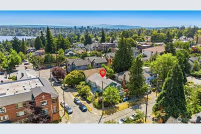 303 N 64th Street, Seattle, WA 98103 - Photo 1