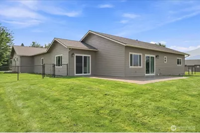 1080 Washington Street, Manson, WA 98831 - Photo 3