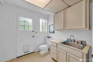 15307 SE 43rd Pl, Bellevue, WA 98006 - Photo 21