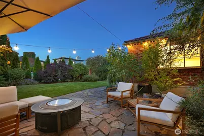 6049 Princeton Avenue NE, Seattle, WA 98115 - Photo 31