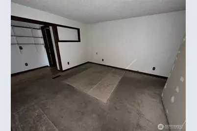 34 E Glass Avenue, Spokane, WA 99207 - Photo 3