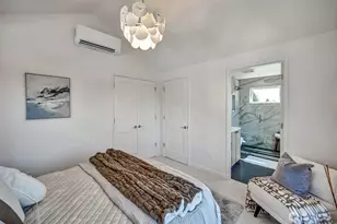 5549 B 34th Ave NE, Seattle, WA 98105 - Photo 15