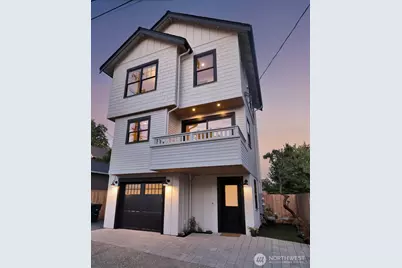 5549 B 34th Avenue NE, Seattle, WA 98105 - Photo 1