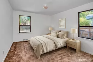 12004 5th Ave NE, Seattle, WA 98125 - Photo 11