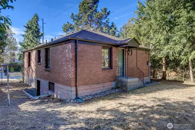 12004 5th Ave NE, Seattle, WA 98125 - Photo 25