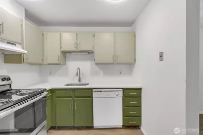 12300 28th Avenue NE #103, Seattle, WA 98125 - Photo 15