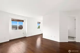 2428 NE 13th St, Renton, WA 98056 - Photo 17