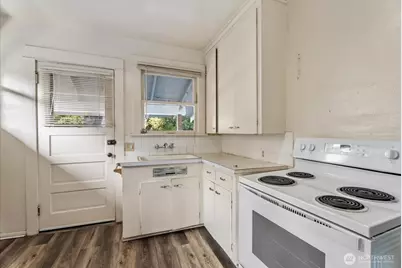 6533 5th Avenue NW, Seattle, WA 98117 - Photo 5