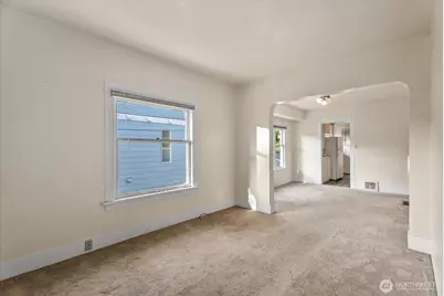 6533 5th Avenue NW, Seattle, WA 98117 - Photo 9
