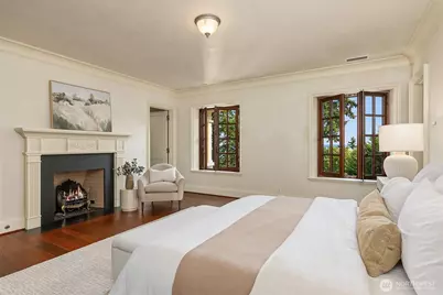 8010 Grand Avenue NE, Bainbridge Island, WA 98110 - Photo 19