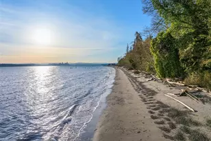 8010 Grand Ave NE, Bainbridge Island, WA 98110 - Photo 11