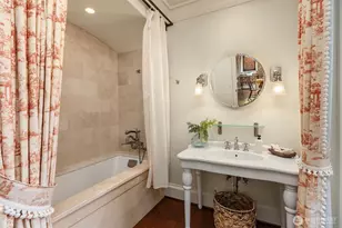 8010 Grand Ave NE, Bainbridge Island, WA 98110 - Photo 27