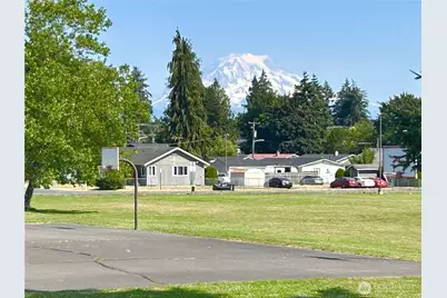 1104 134th Street Ct S, Tacoma, WA 98444 - Photo 5