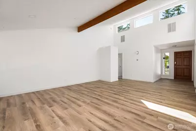 1501 SW Periwinkle Lane, Oak Harbor, WA 98277 - Photo 5