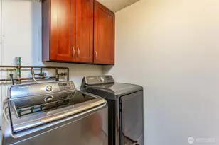 1214 Taylor Ave N, Seattle, WA 98109 - Photo 19