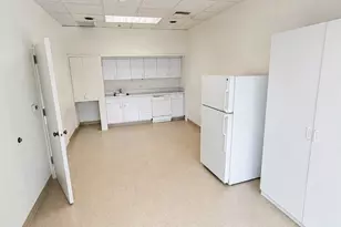 2225 4th Ave, Seattle, WA 98121 - Photo 17