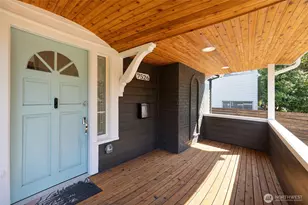 7526 Roosevelt Way NE, Seattle, WA 98115 - Photo 3