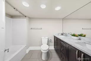7526 Roosevelt Way NE, Seattle, WA 98115 - Photo 23