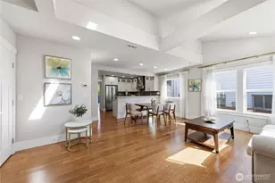 7526 Roosevelt Way NE, Seattle, WA 98115 - Photo 5