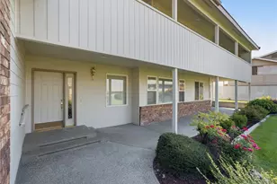 1380 Eastmont Ave, East Wenatchee, WA 98802 - Photo 3