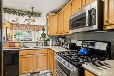 1710 SE 23rd Court, Puyallup, WA 98374 - Photo 13