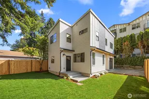 212 N 115th St, Seattle, WA 98133 - Photo 31