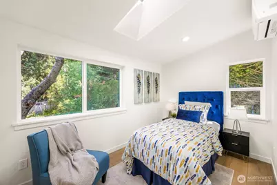 212 N 115th Street, Seattle, WA 98133 - Photo 27