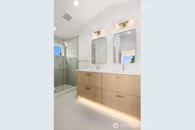 3930 S Angeline Street, Seattle, WA 98118 - Photo 9