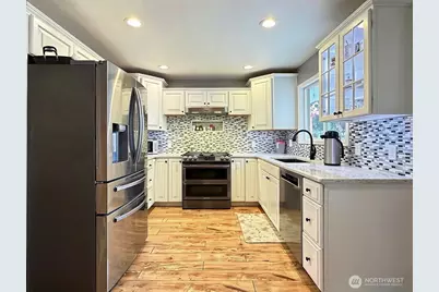 5029 West View Drive, Everett, WA 98203 - Photo 5