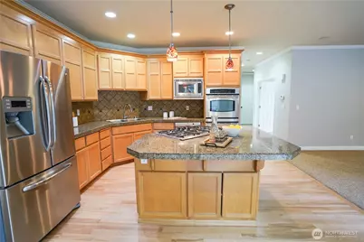 1004 274th Place SE, Sammamish, WA 98075 - Photo 9