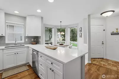 5012 Freeport Lane #B, Mukilteo, WA 98275 - Photo 7