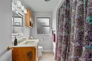 11032 Dayton Ave N, Seattle, WA 98133 - Photo 9