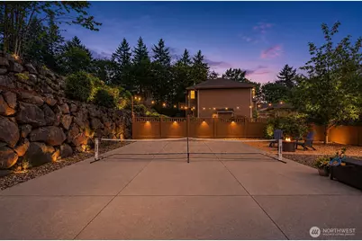 24121 NE 1st Place, Sammamish, WA 98074 - Photo 23