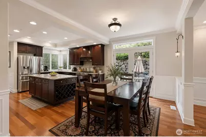 24121 NE 1st Place, Sammamish, WA 98074 - Photo 9