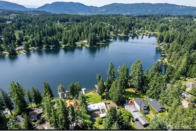 24121 NE 1st Place, Sammamish, WA 98074 - Photo 27