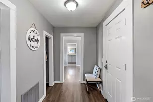 1712 11th St, Bremerton, WA 98337 - Photo 11