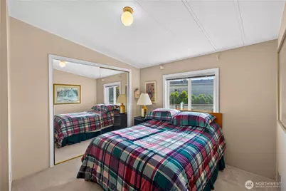 2204 Bane Place, Anacortes, WA 98221 - Photo 17