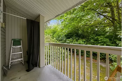 14445 NE 40th Street #D101, Bellevue, WA 98007 - Photo 15