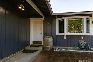 577 Salal St, Oak Harbor, WA 98277 - Photo 3