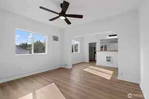 617 3rd St, Wenatchee, WA 98801 - Photo 11