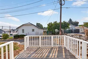 617 3rd St, Wenatchee, WA 98801 - Photo 7