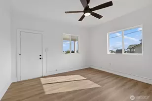 617 3rd St, Wenatchee, WA 98801 - Photo 9