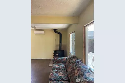 62 Urych, Raymond, WA 98577 - Photo 3