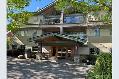 360 Knechtel Way NE #207, Bainbridge Island, WA 98110 - Photo 3
