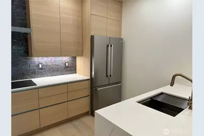 360 Knechtel Way NE #207, Bainbridge Island, WA 98110 - Photo 9