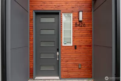 5426 31st Avenue S, Seattle, WA 98108 - Photo 1
